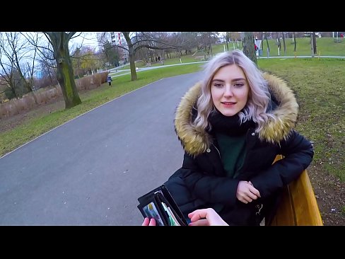 ❤️ Prehltne cudzincovo horúce semeno za peniaze - fajčenie v parku Eva Elfie Porno na sk.valeshop.top ❤